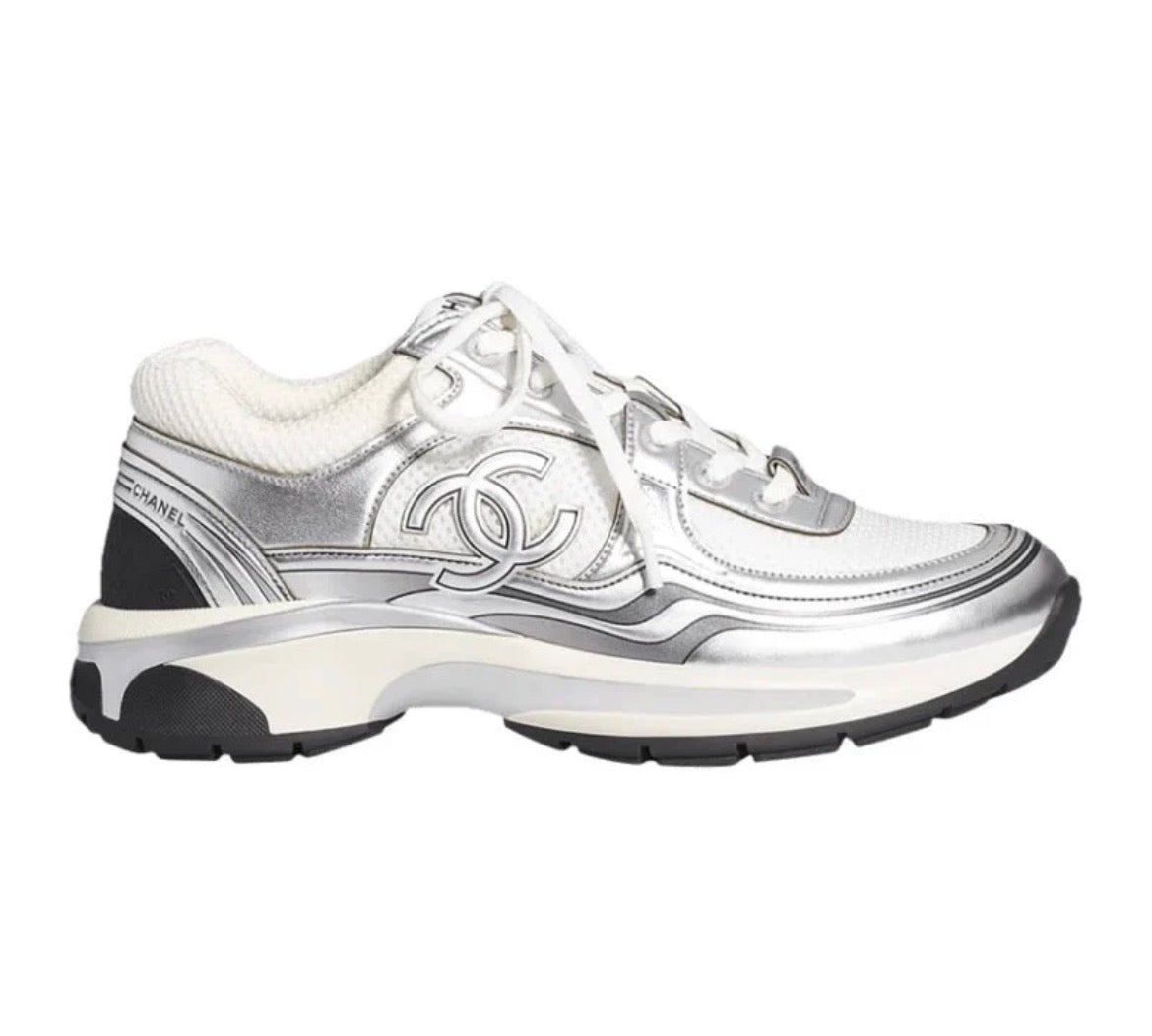 "CC" RUNNER SNEAKER